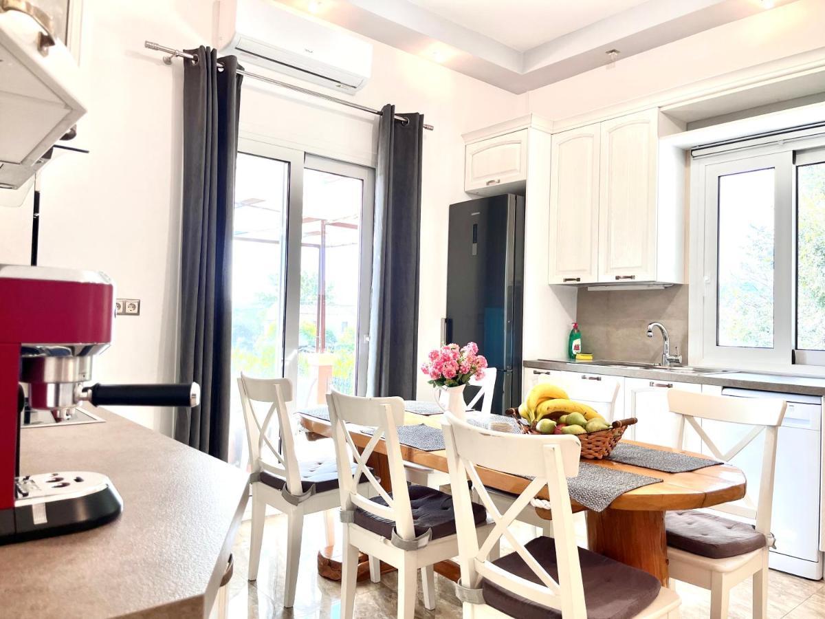 Вилла Gkk House Private Swimming Pool Luxury House Skriperon Экстерьер фото